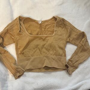 Cropped Square-Neck top